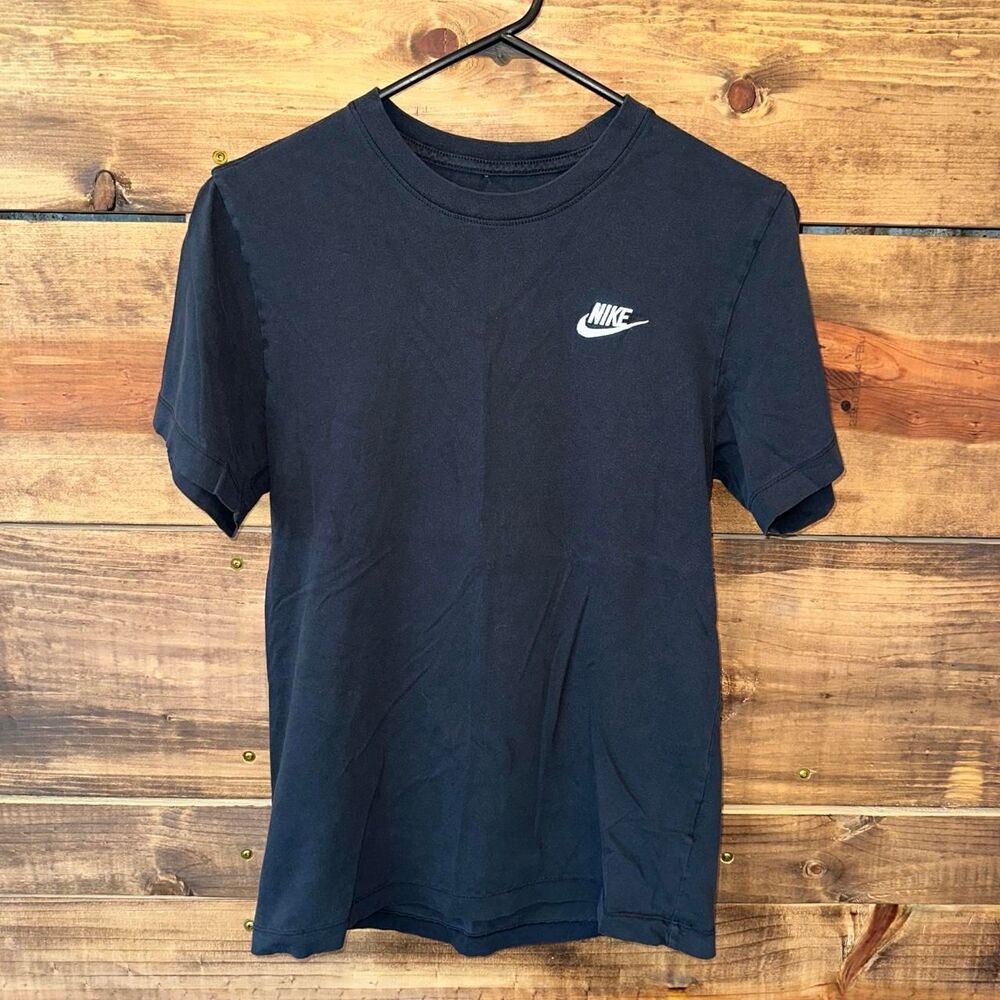 Nike Women's Black T-shirt